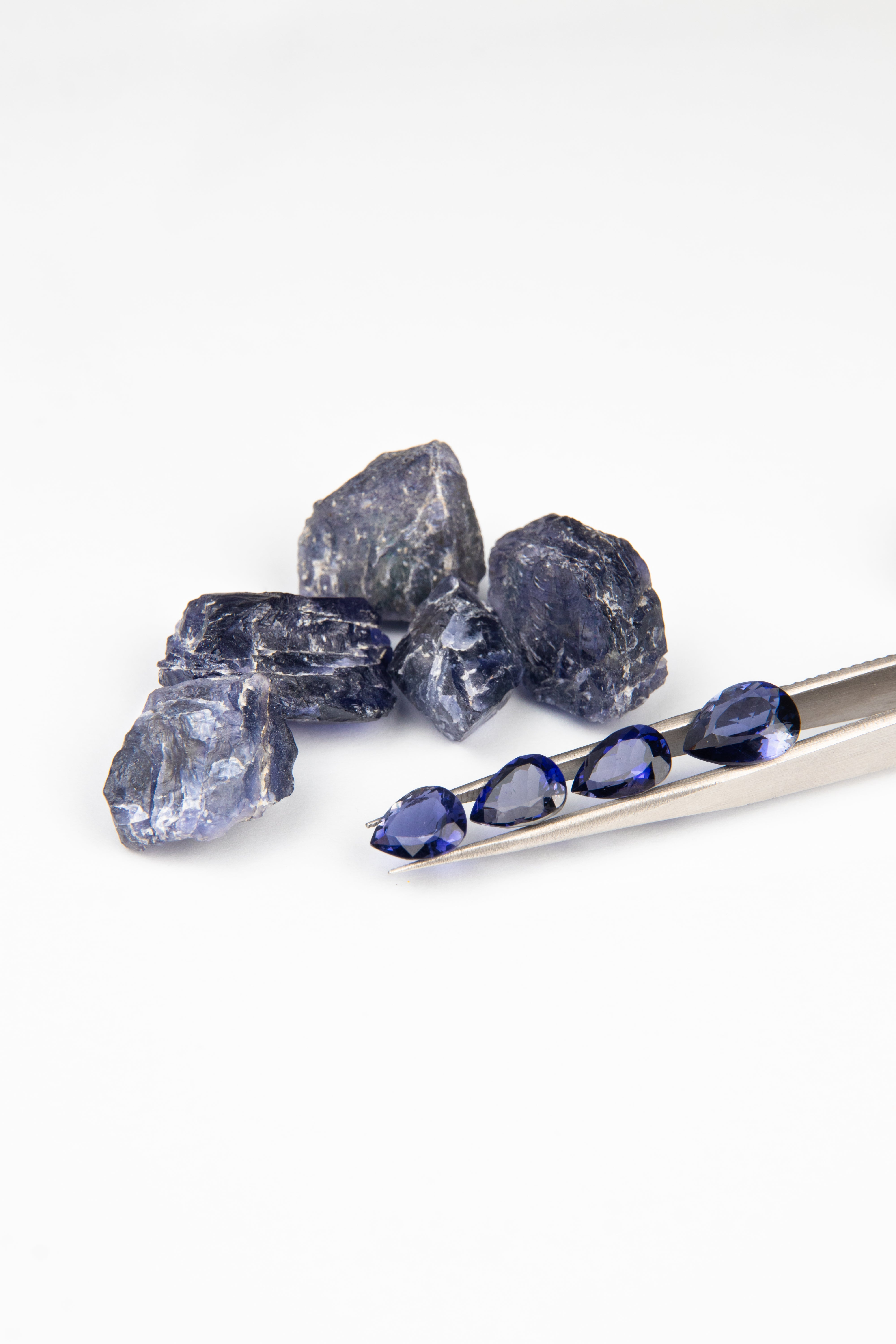 Rough Gemstones – Maria Ruby