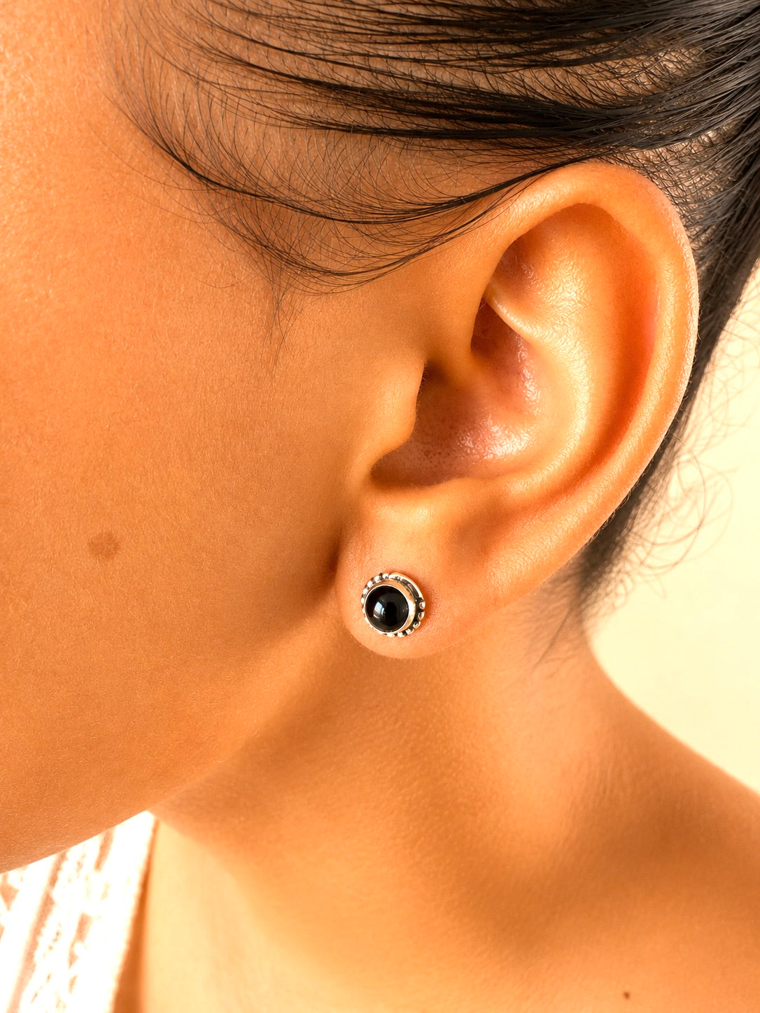 925 sterling silver earrings with black spinel round cabochons