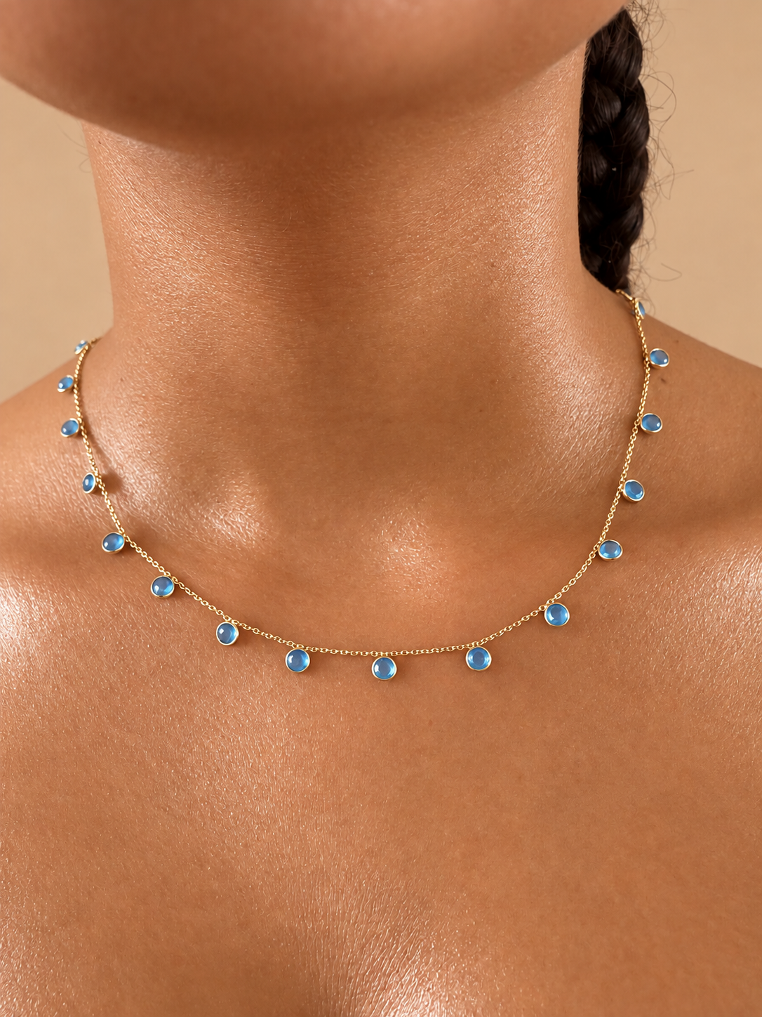 925 gold-plated silver necklace with round chalcedony