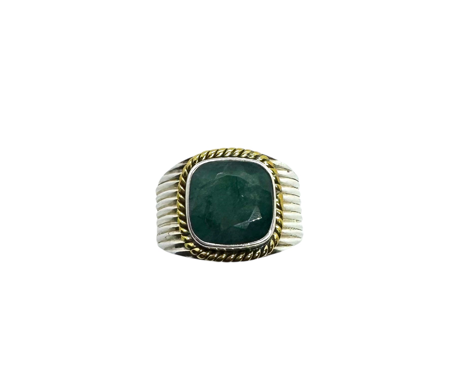 Anel quadrado com esmeralda e cabochão | Prata de lei e latão banhado a ouro