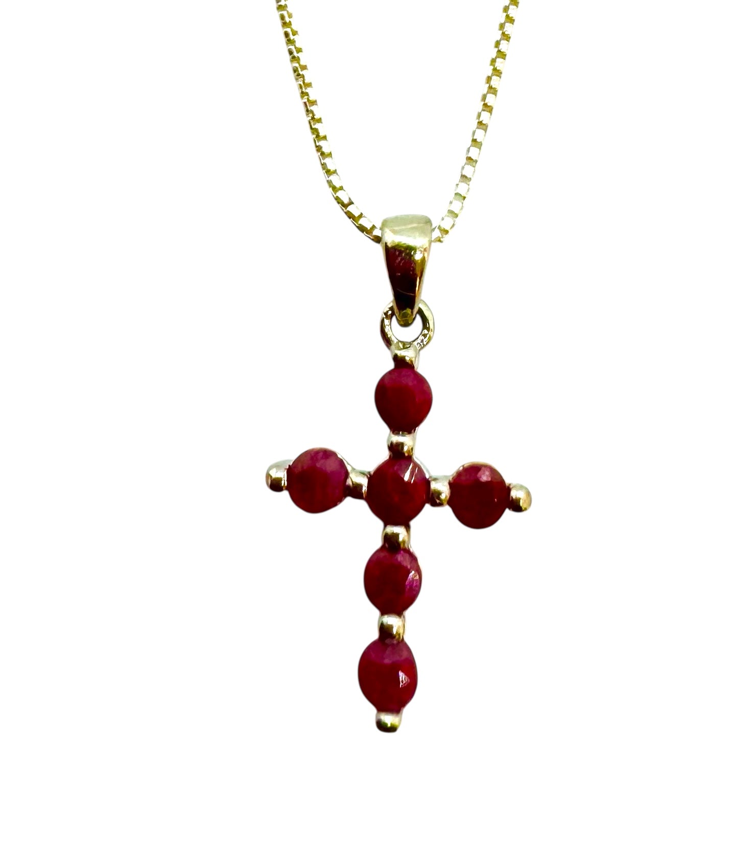 Colar com Cruz de Rubi | Prata de Lei e Rubis Facetados