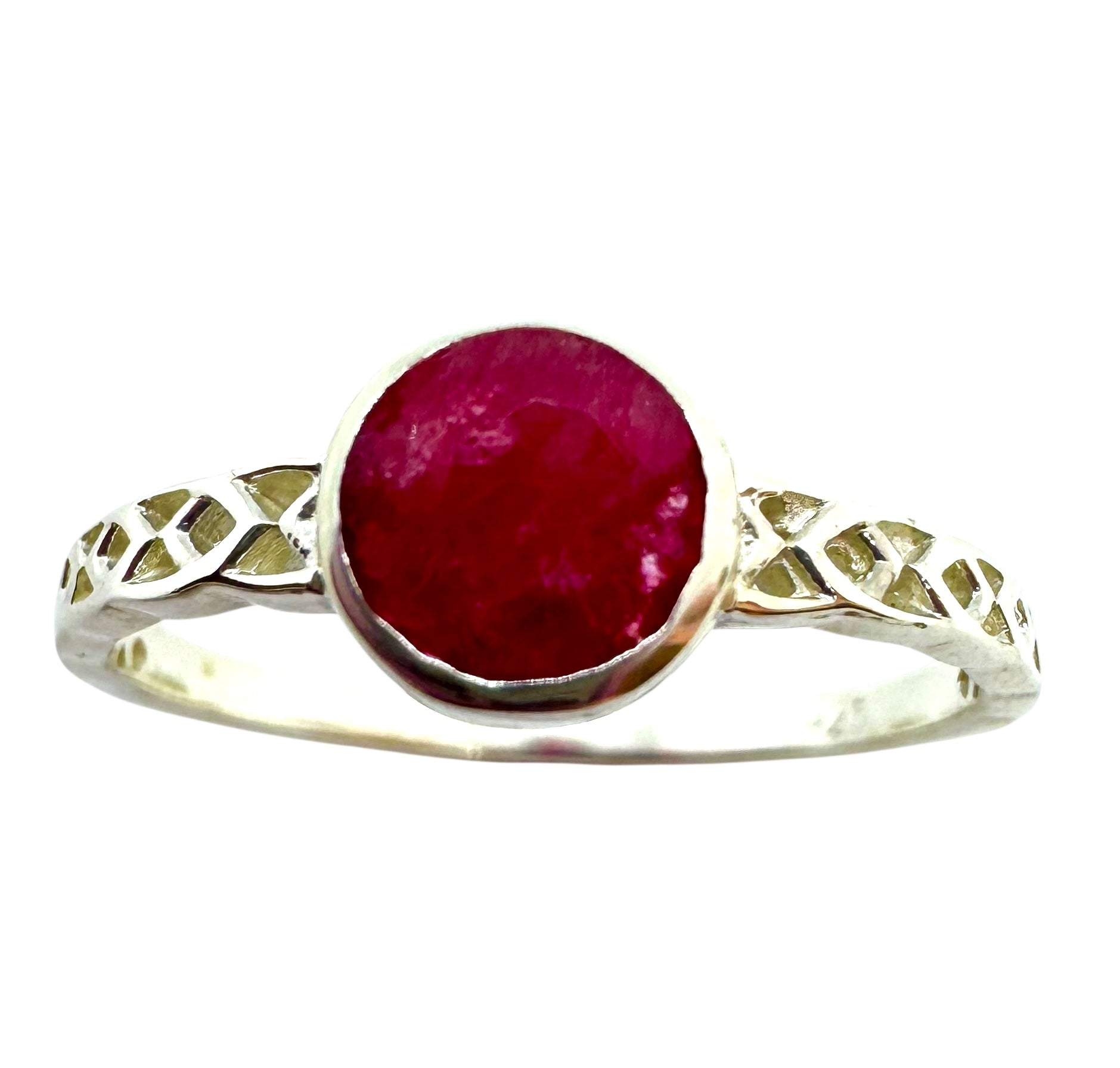 Anel Cabochão de Rubi | Prata de Lei e Rubi