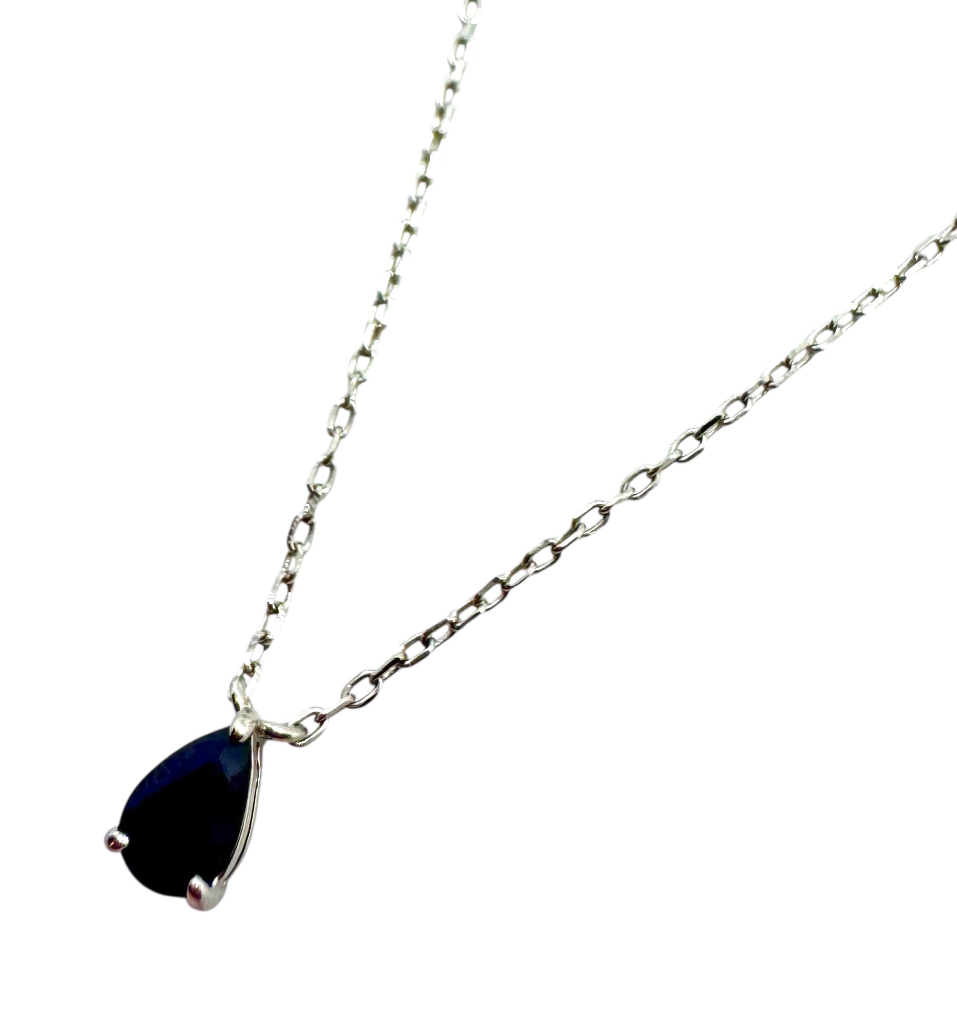 Colar em Prata com Safira Azul em Forma de Lágrima