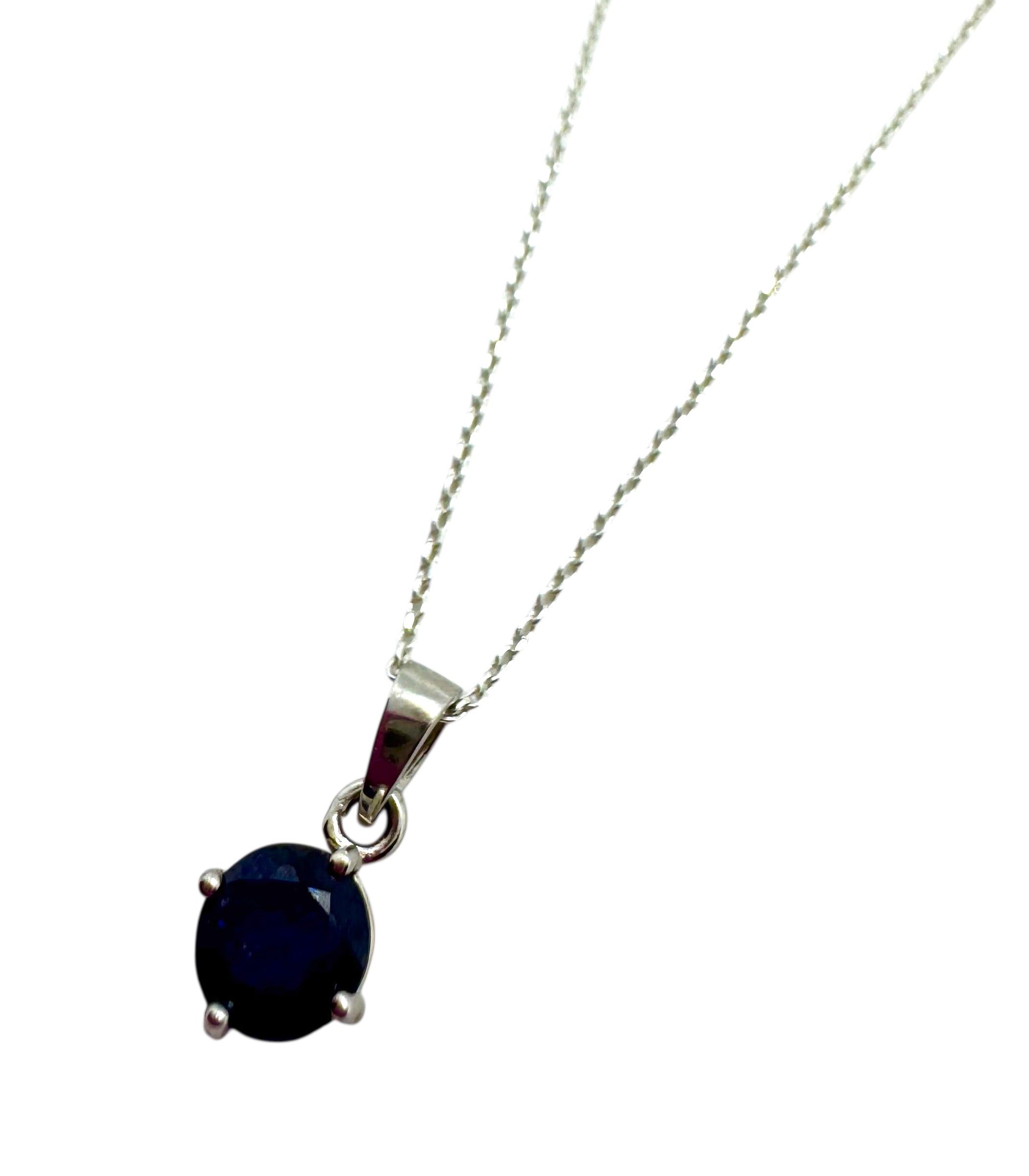 Silver Necklace with Round Brilliant Blue Sapphire