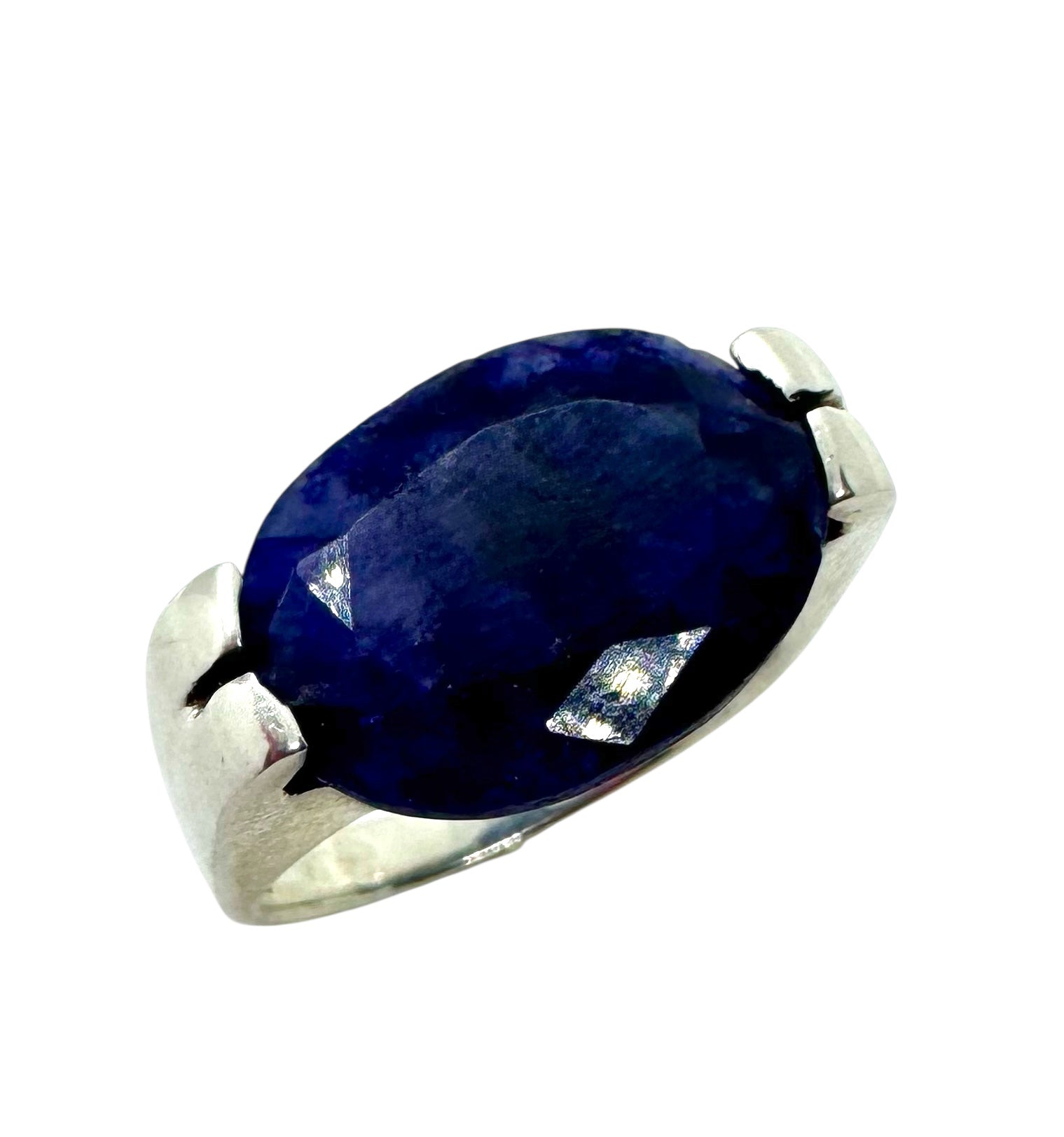 Anel em Prata com Grande Cabochão de Safira Azul
