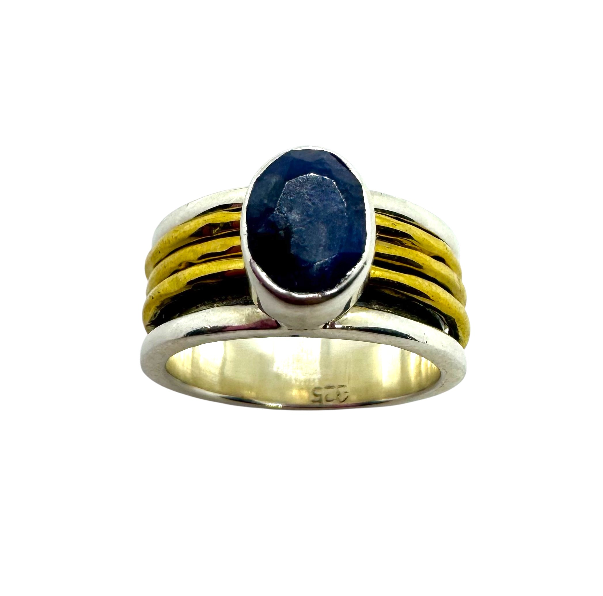 Anel em Prata com Cabochão Oval, Safira e Detalhes em Latão