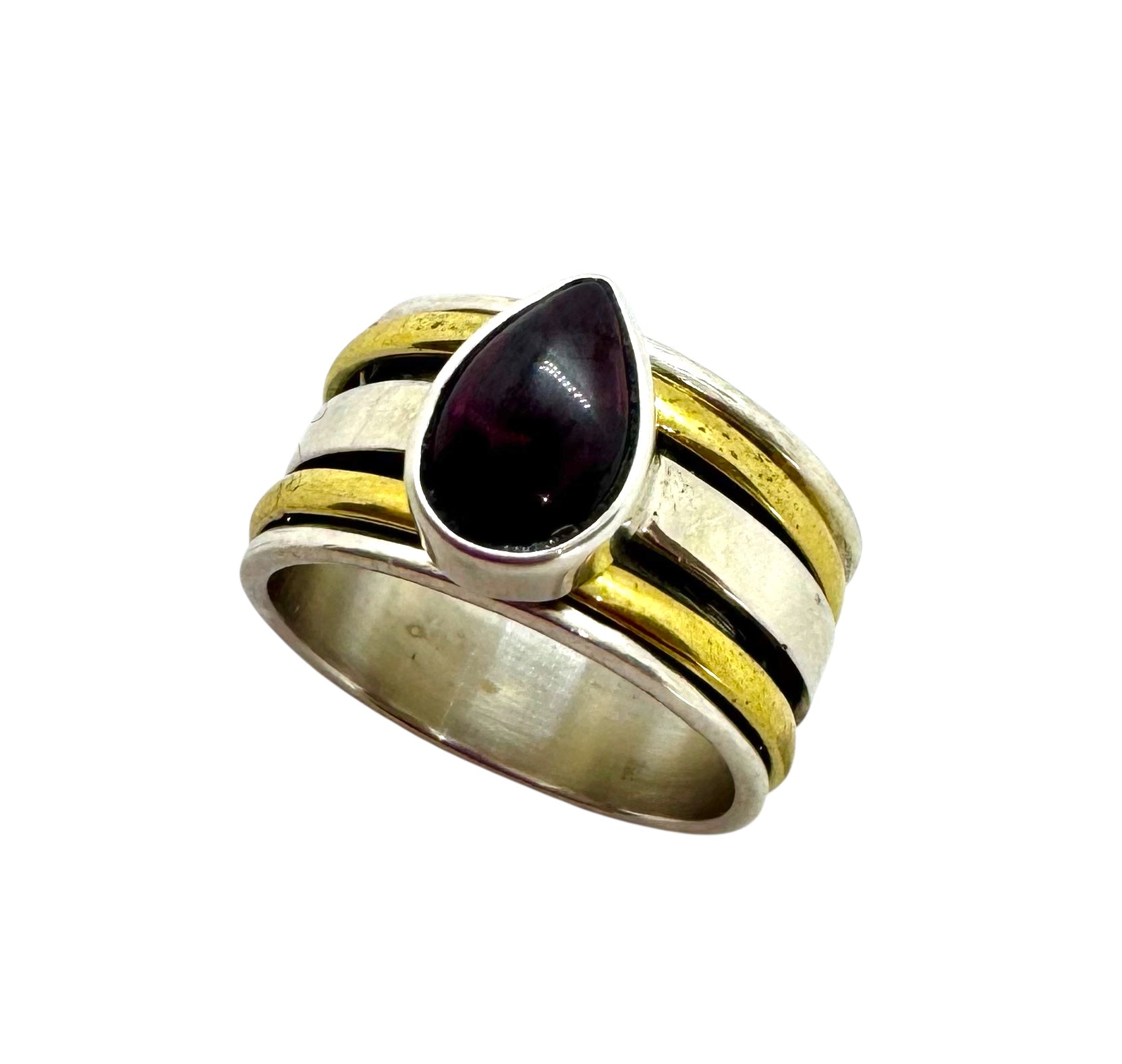 Anel Cabochão em Forma de Lágrima | Detalhes em Prata de Lei e Latão