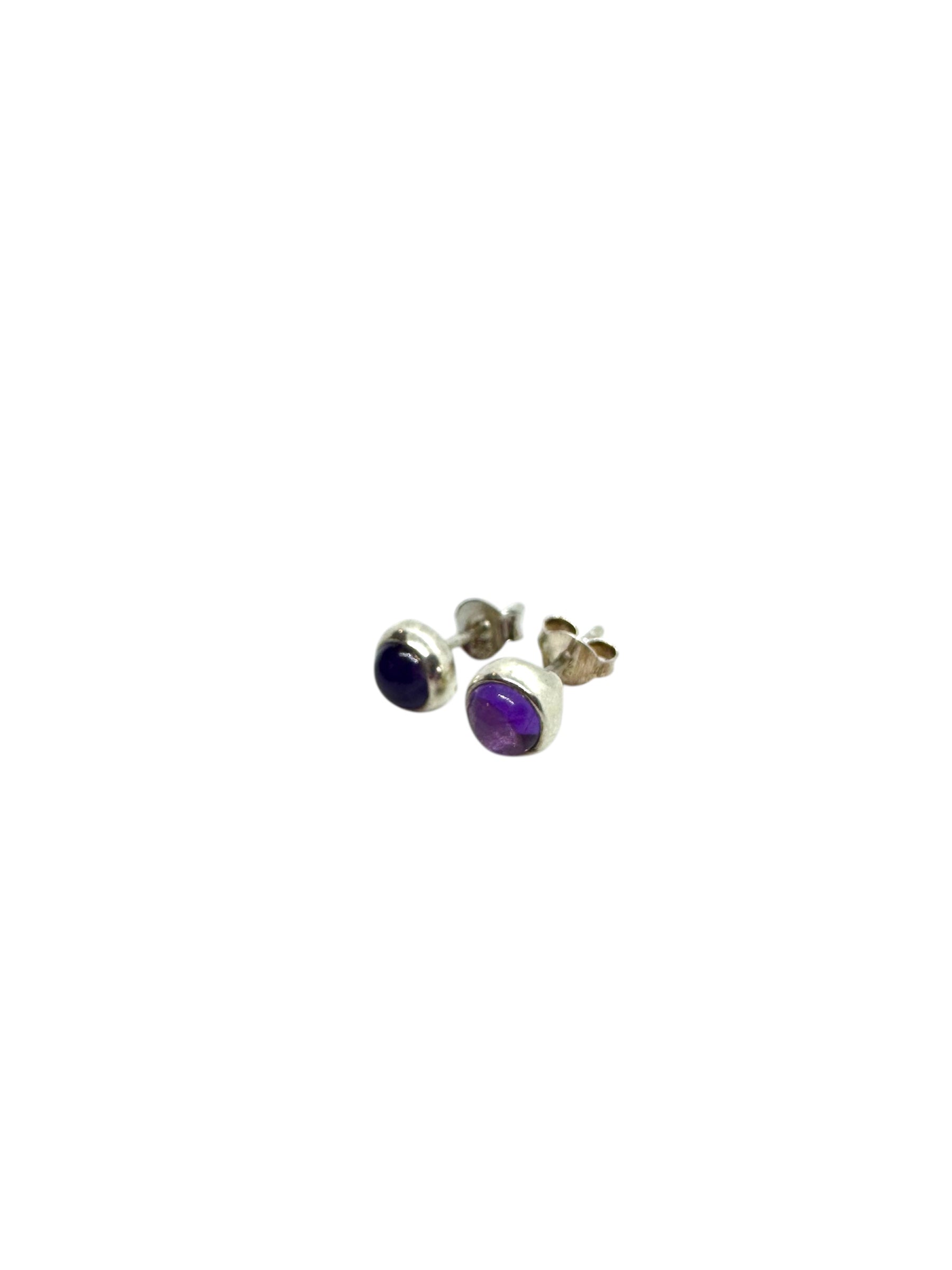 Brincos em Prata com Ametistas Cabochão Redondo