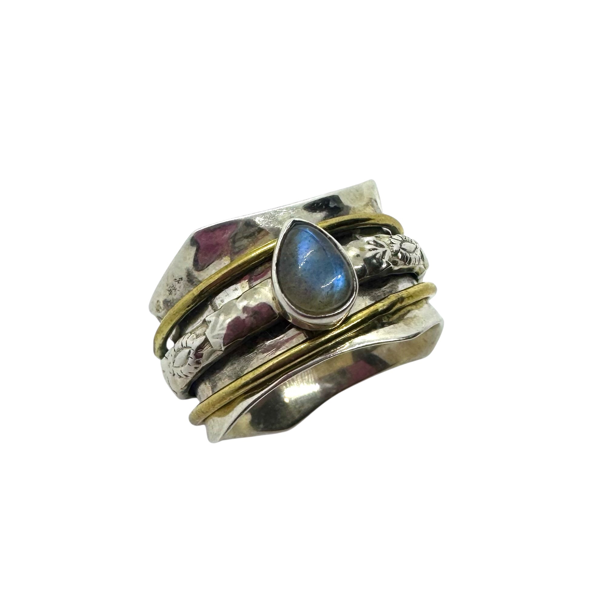 Anel Cabochão em Lágrima de Labradorite com Detalhes em Latão Dourado