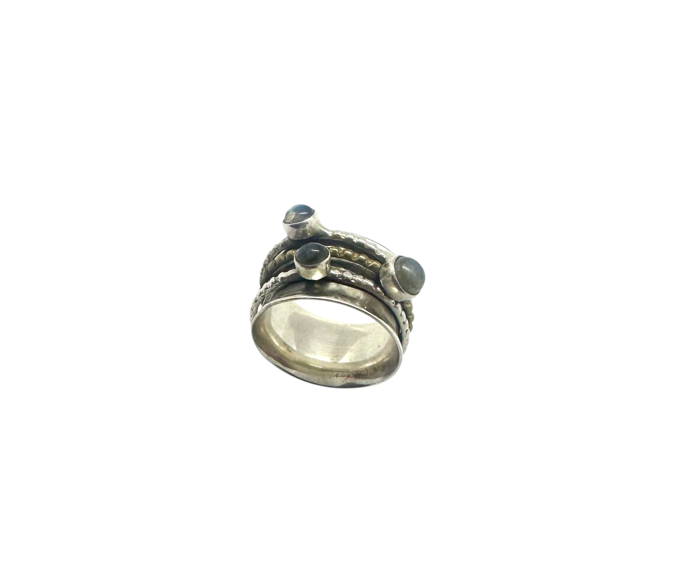 Anel Cabochão Triplo com Labradorite Móvel