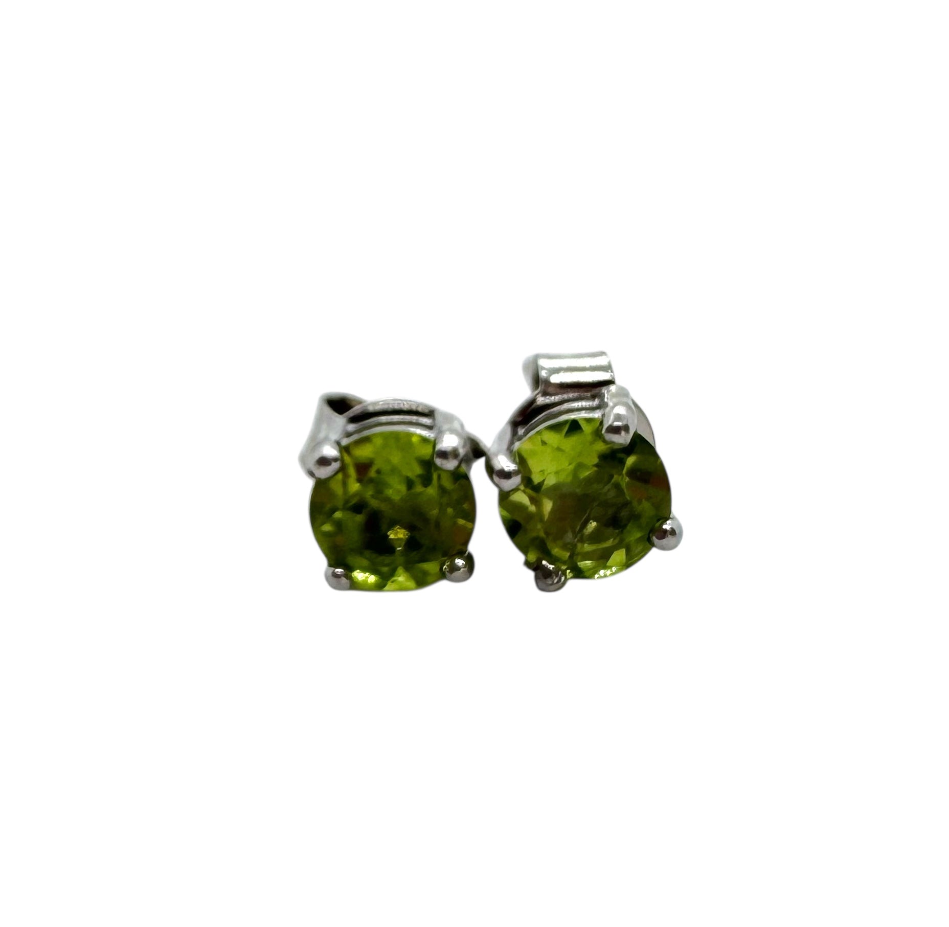 Brincos de peridoto | lapidação brilhante