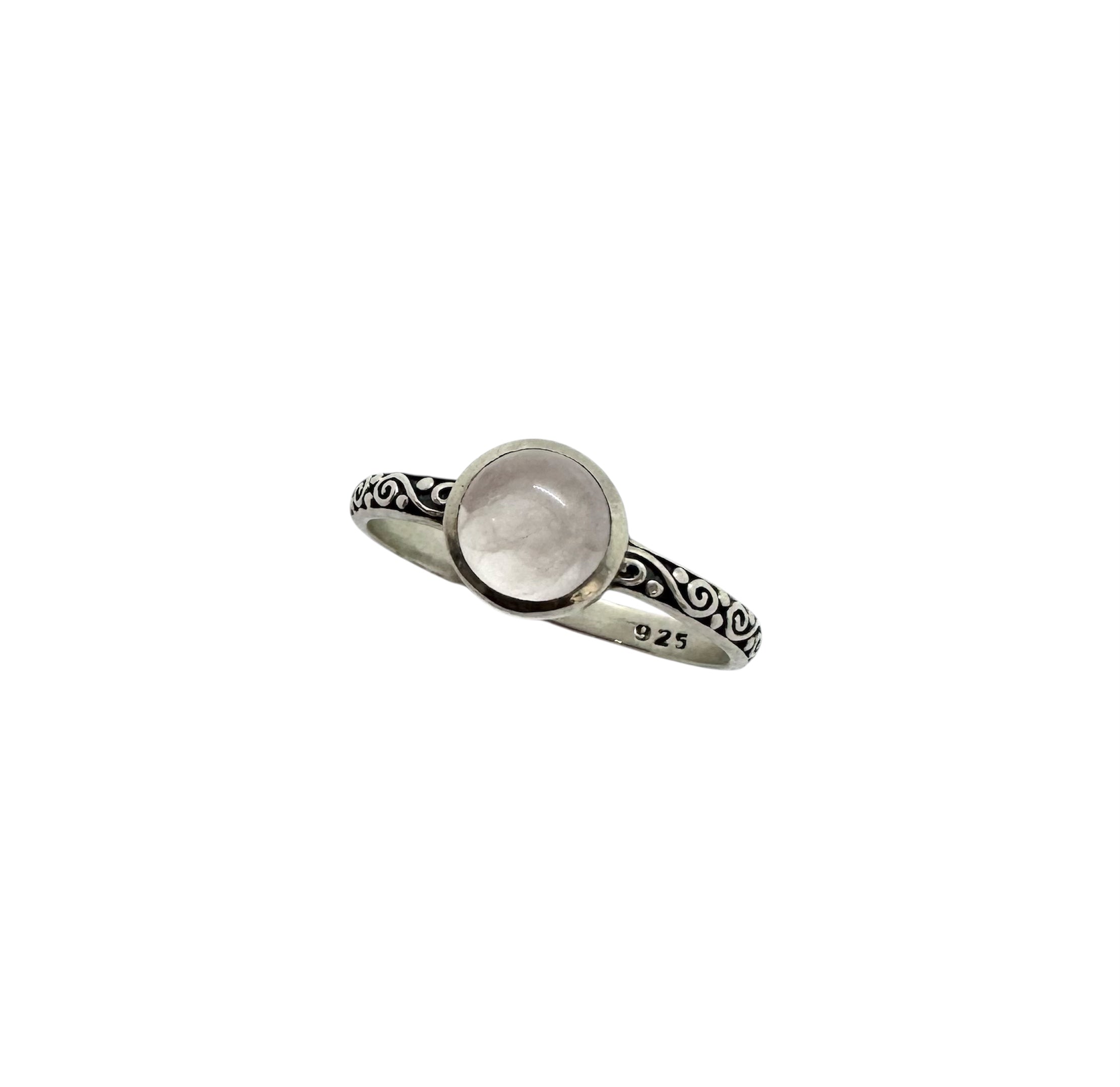 Anel Cabochão Simples Quartzo Rosa | Prata de Lei