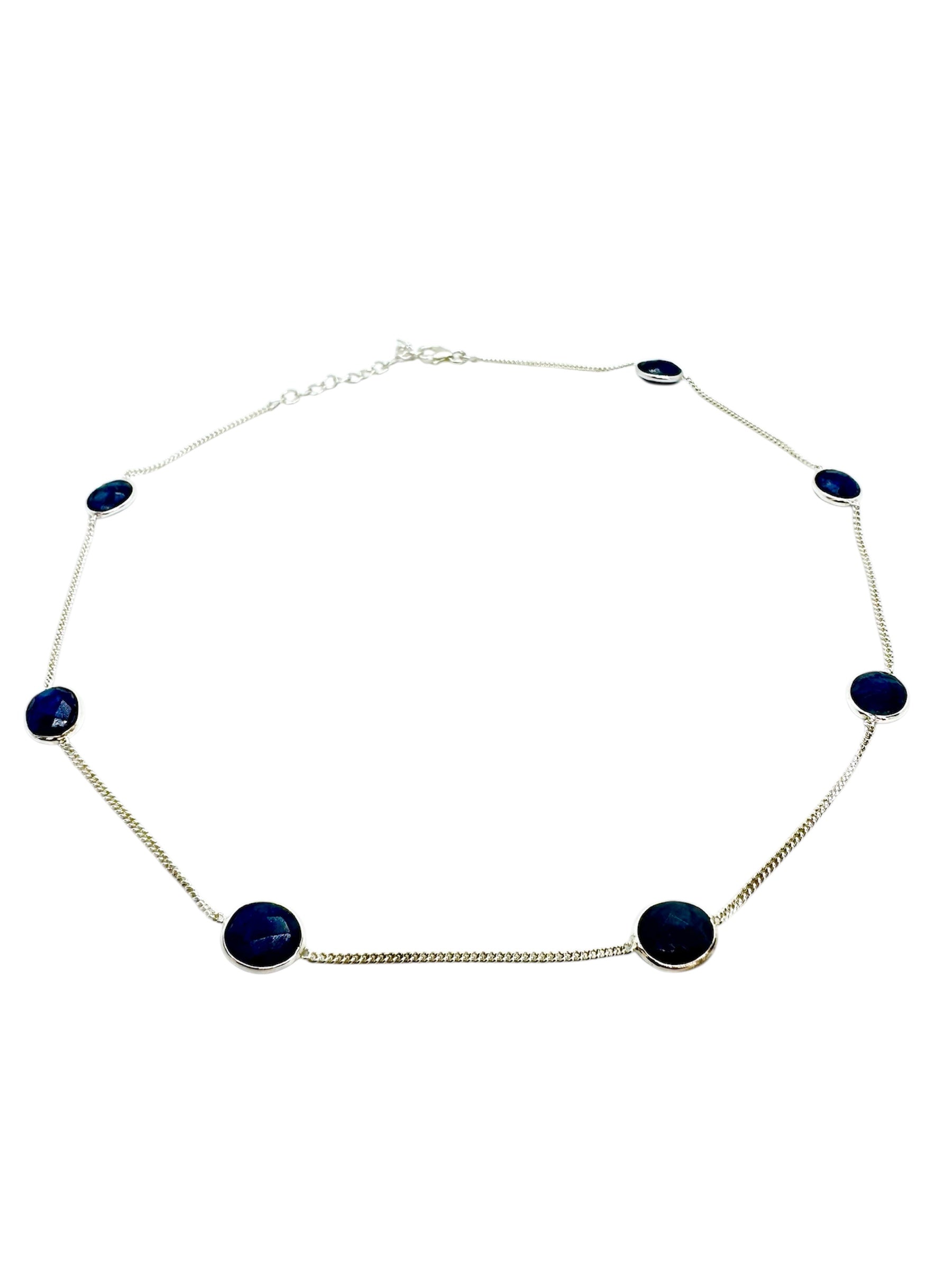 Colar de prata de lei e safira azul oval