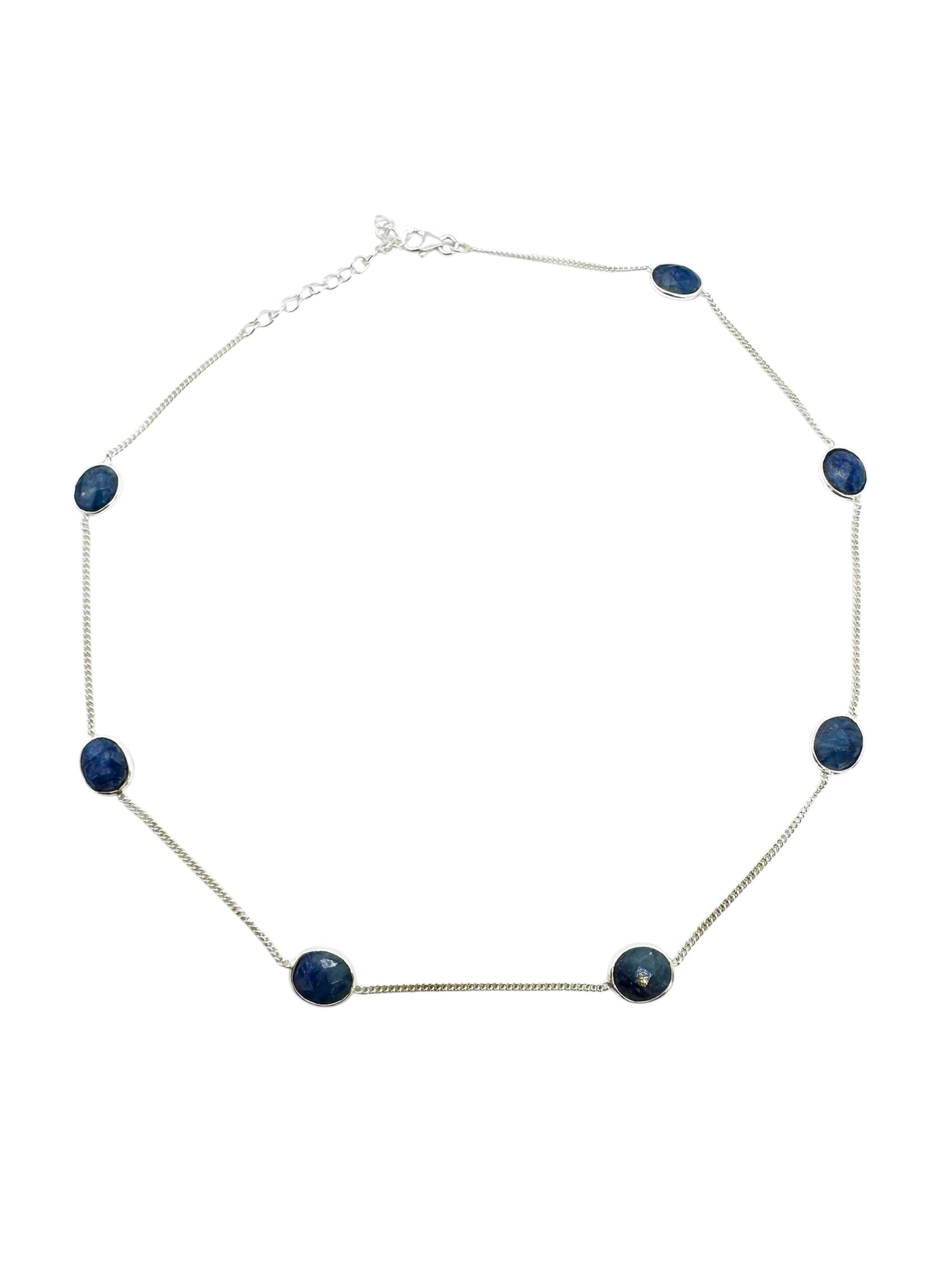Colar de prata de lei e safira azul oval