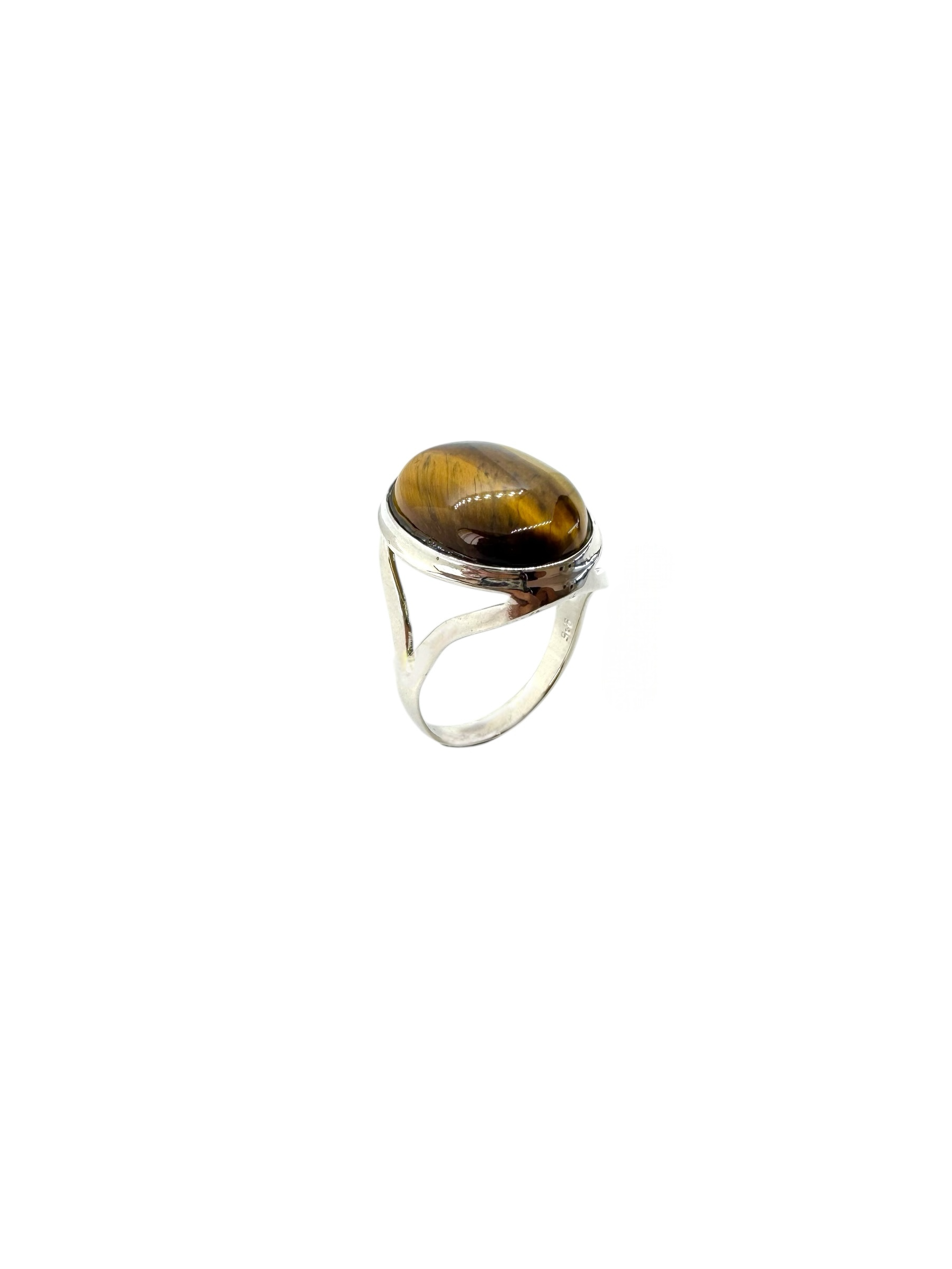 Anel grande oval com olho de tigre e prata de lei