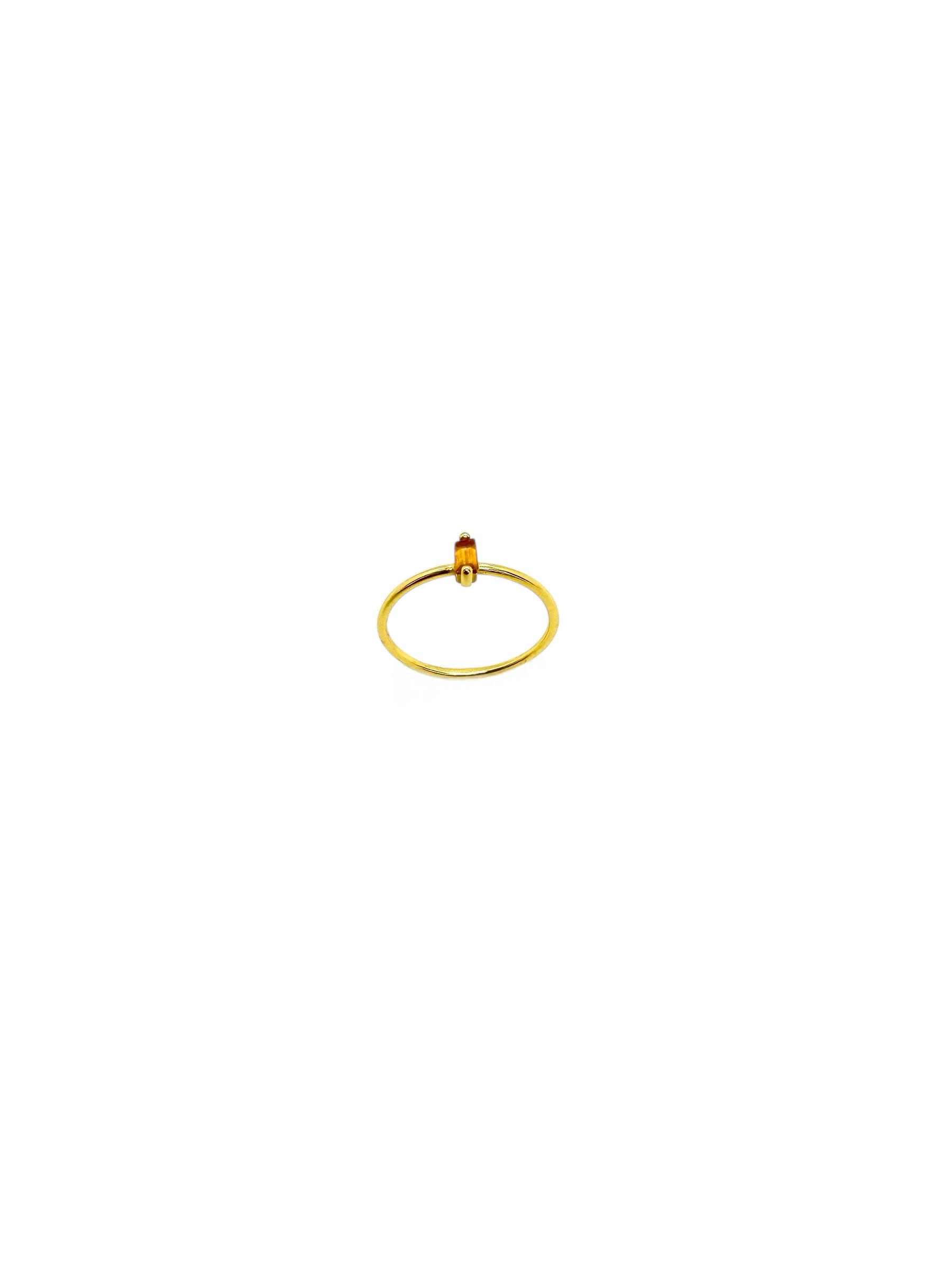 Cornalina minimalista com lapidação esmeralda e prata de lei banhada a ouro