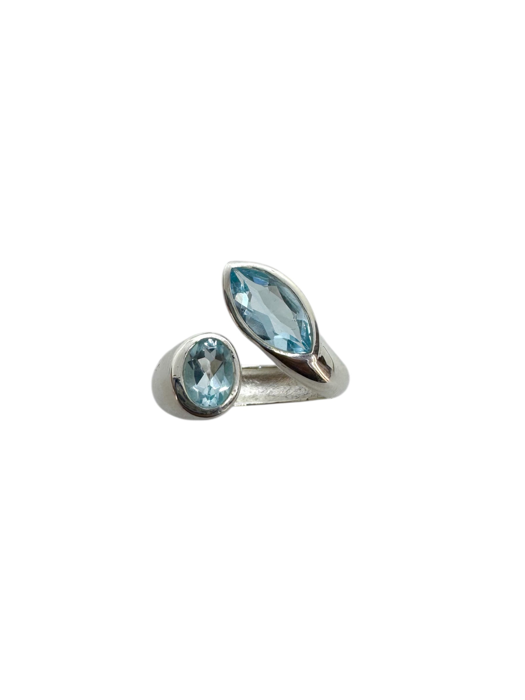 Topázio Azul Facetado Marquise e Oval em Prata de Lei