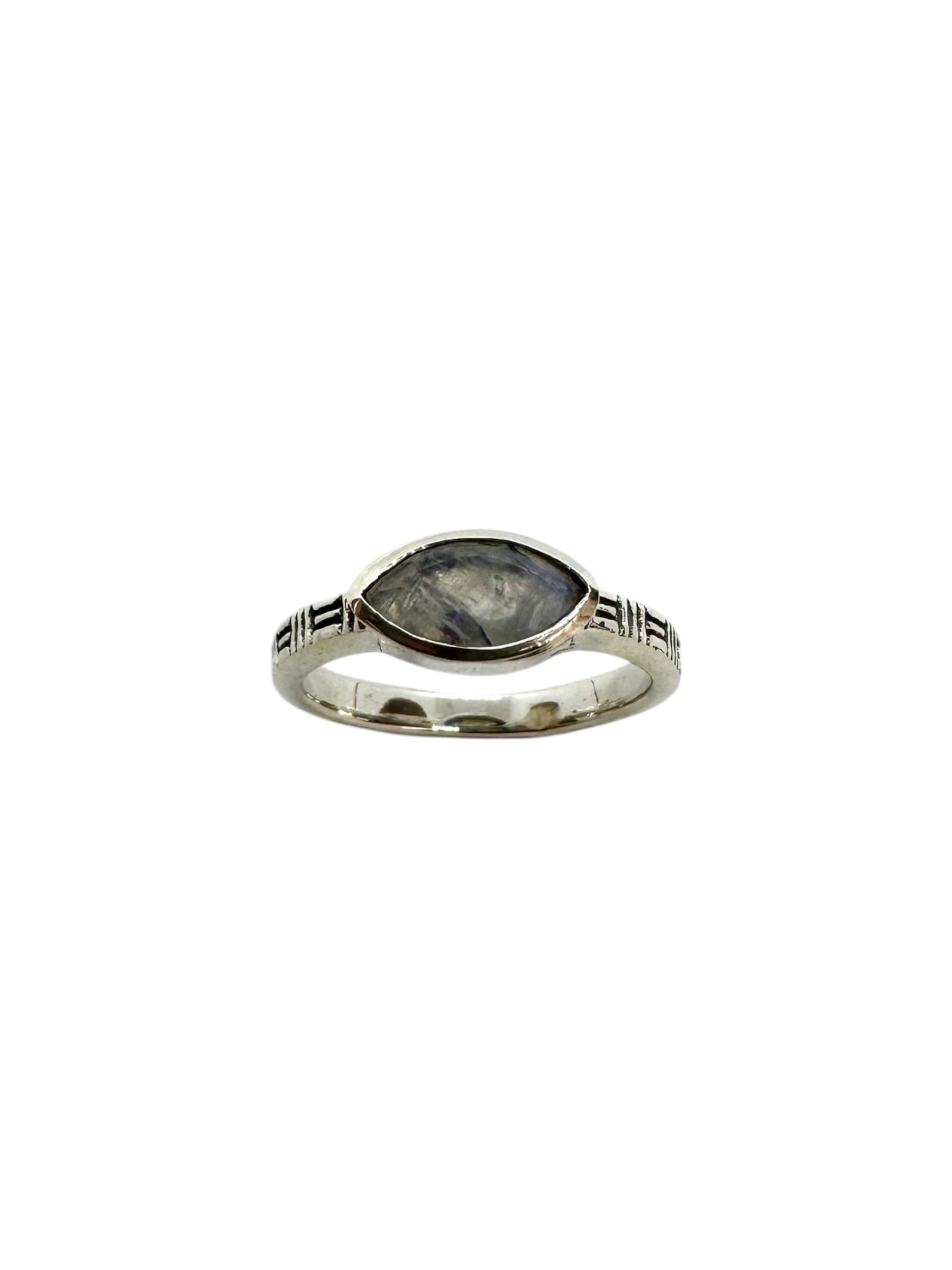Pedra da Lua Marquise Facetada e Prata de Lei