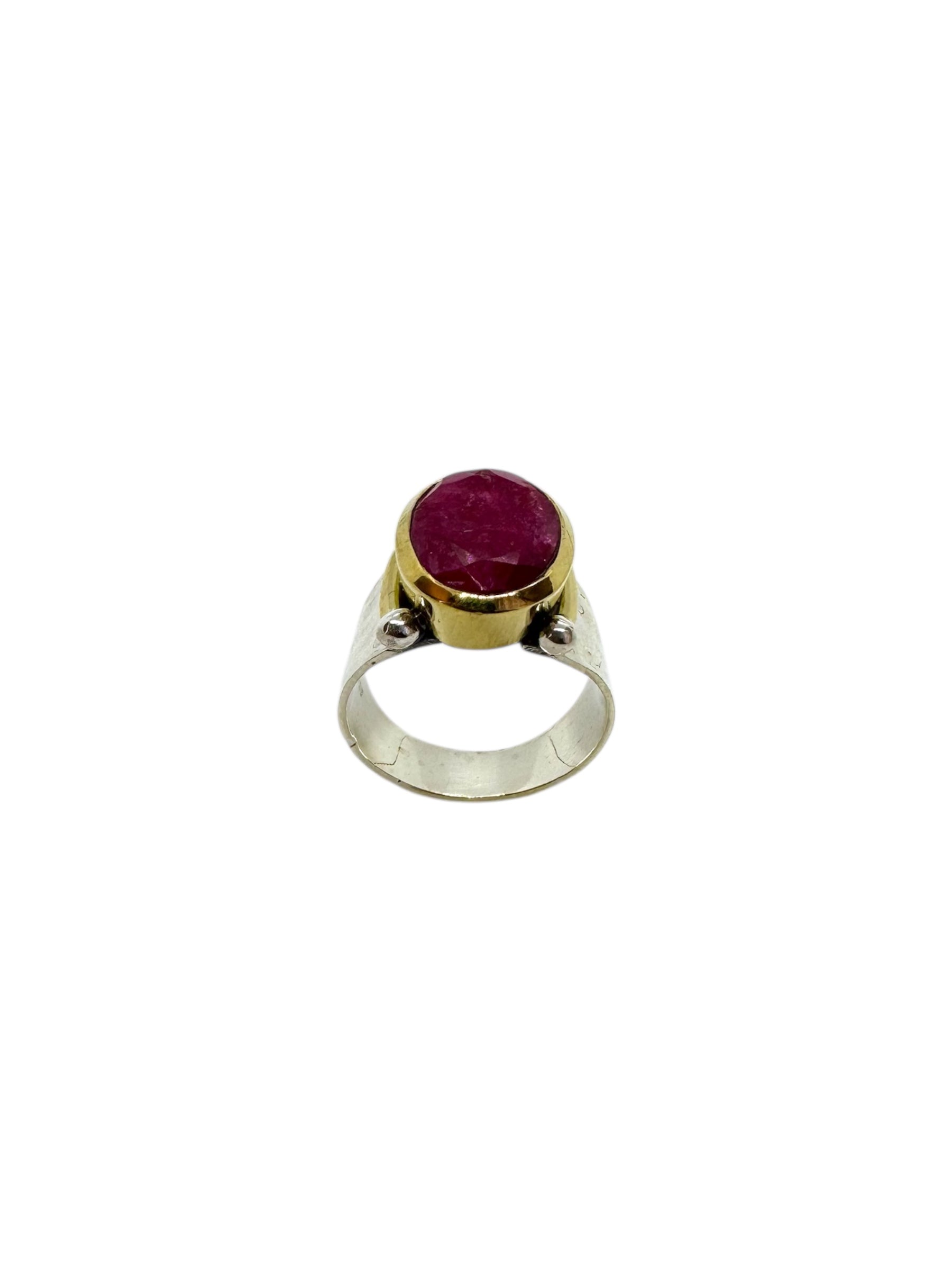 Anel Cabochão Oval Rubi