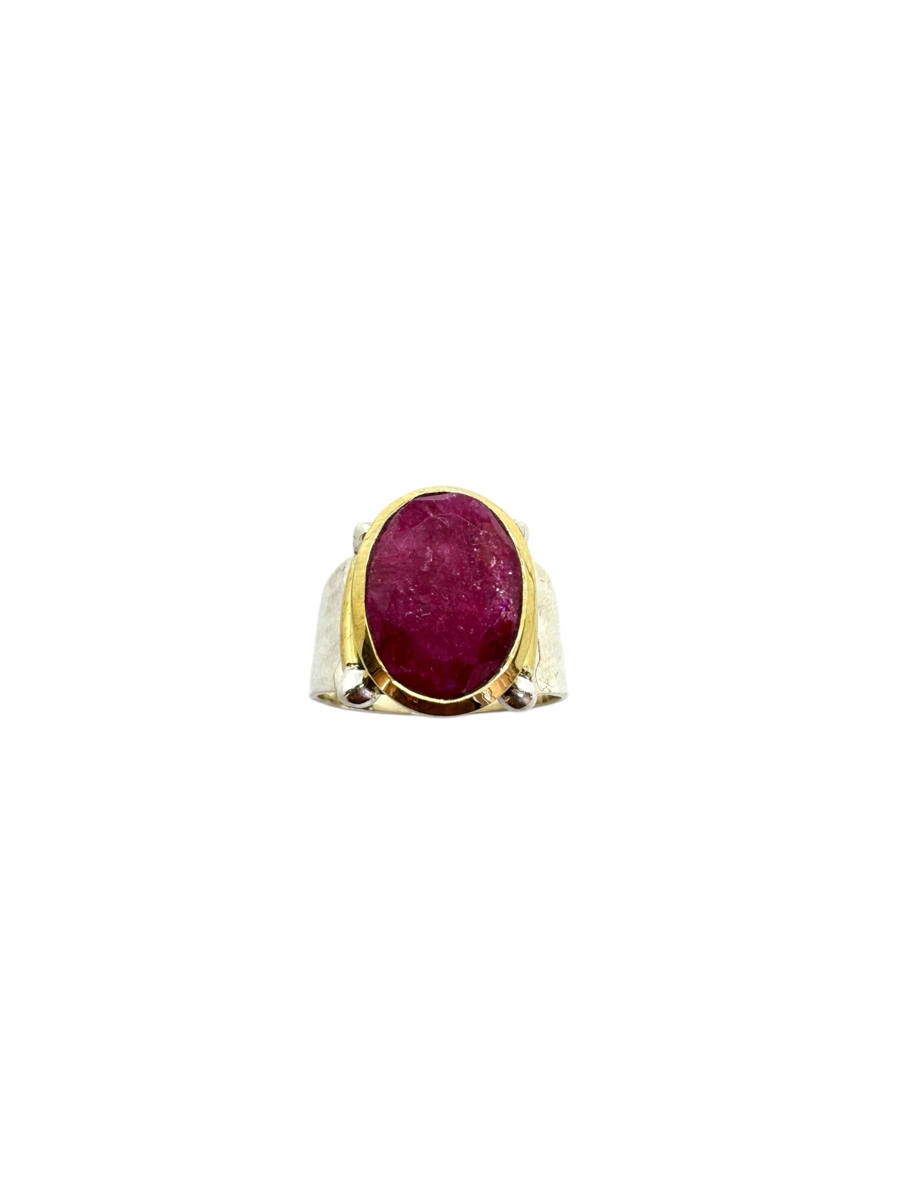 Anel Cabochão Oval Rubi