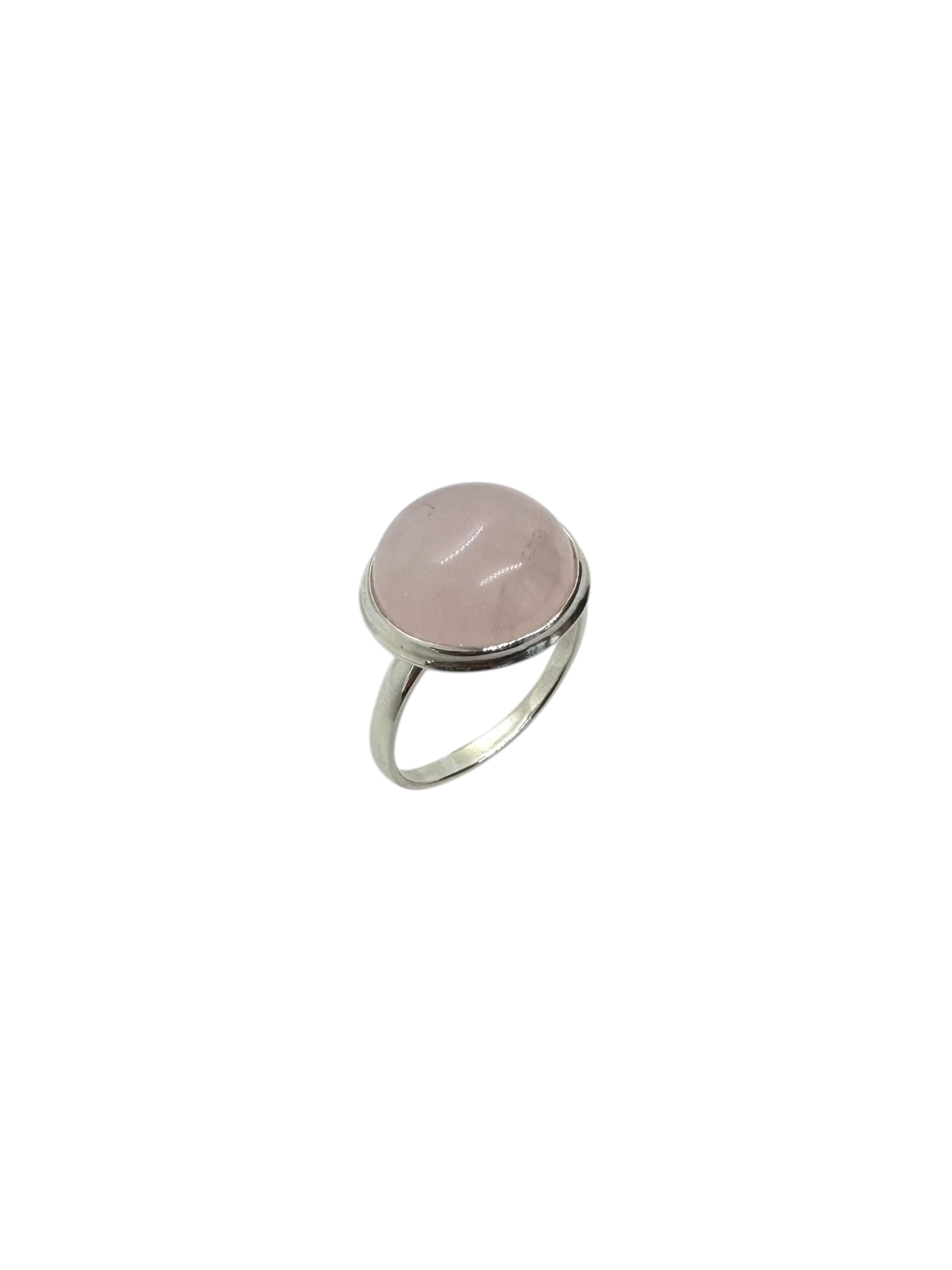 Anel redondo cabochão de quartzo rosa em prata de lei 925