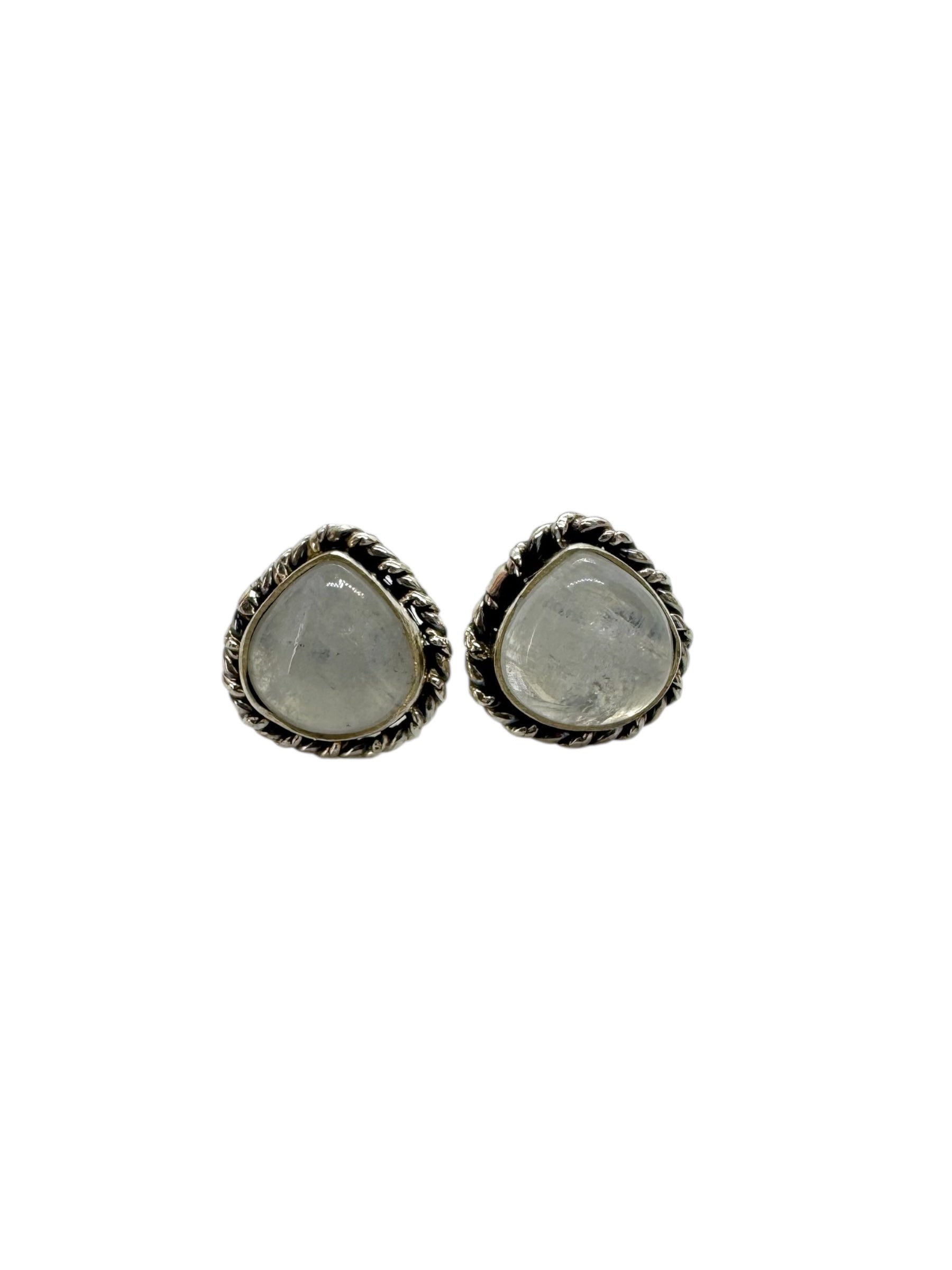 Cabochão de pedra da lua e brincos de prata