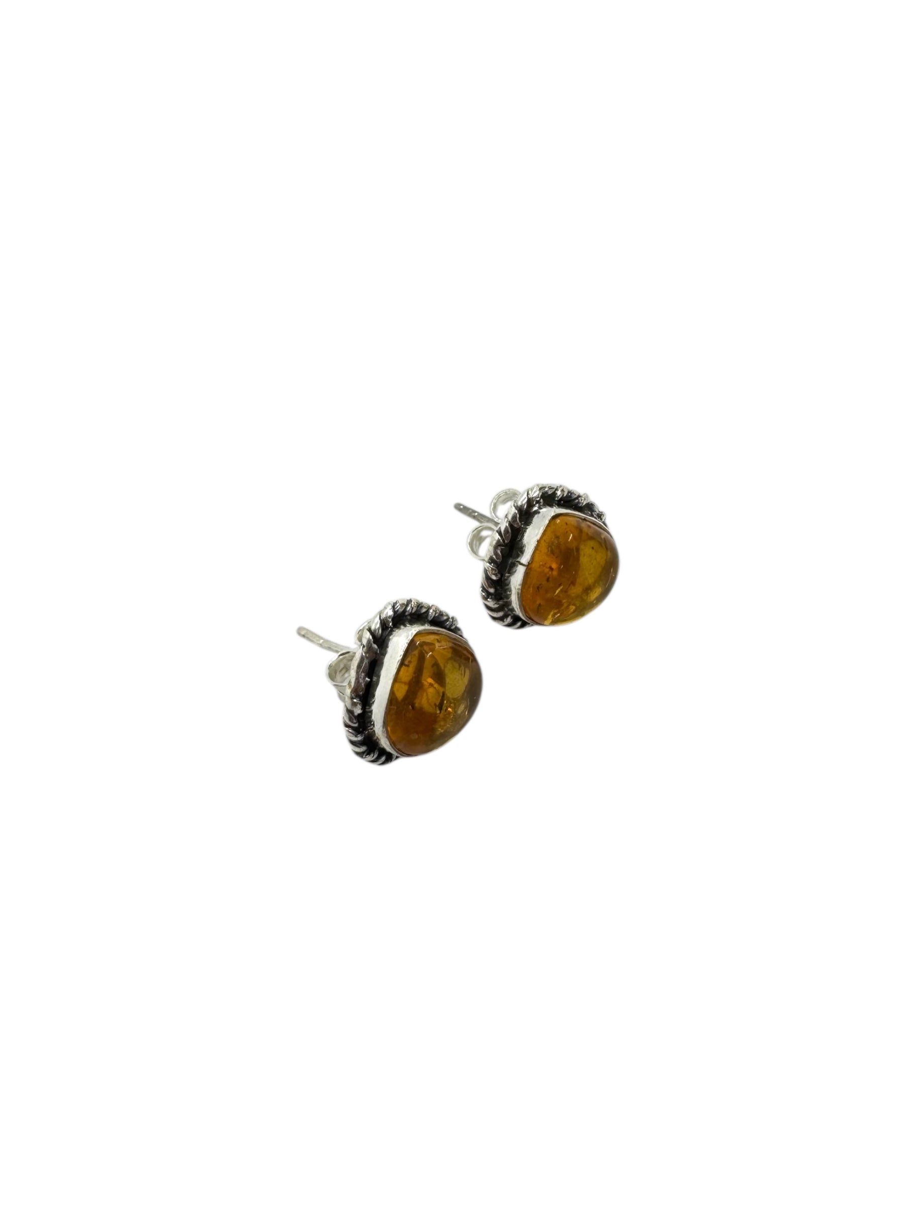 Ambar Cabochon & Silver Earrings