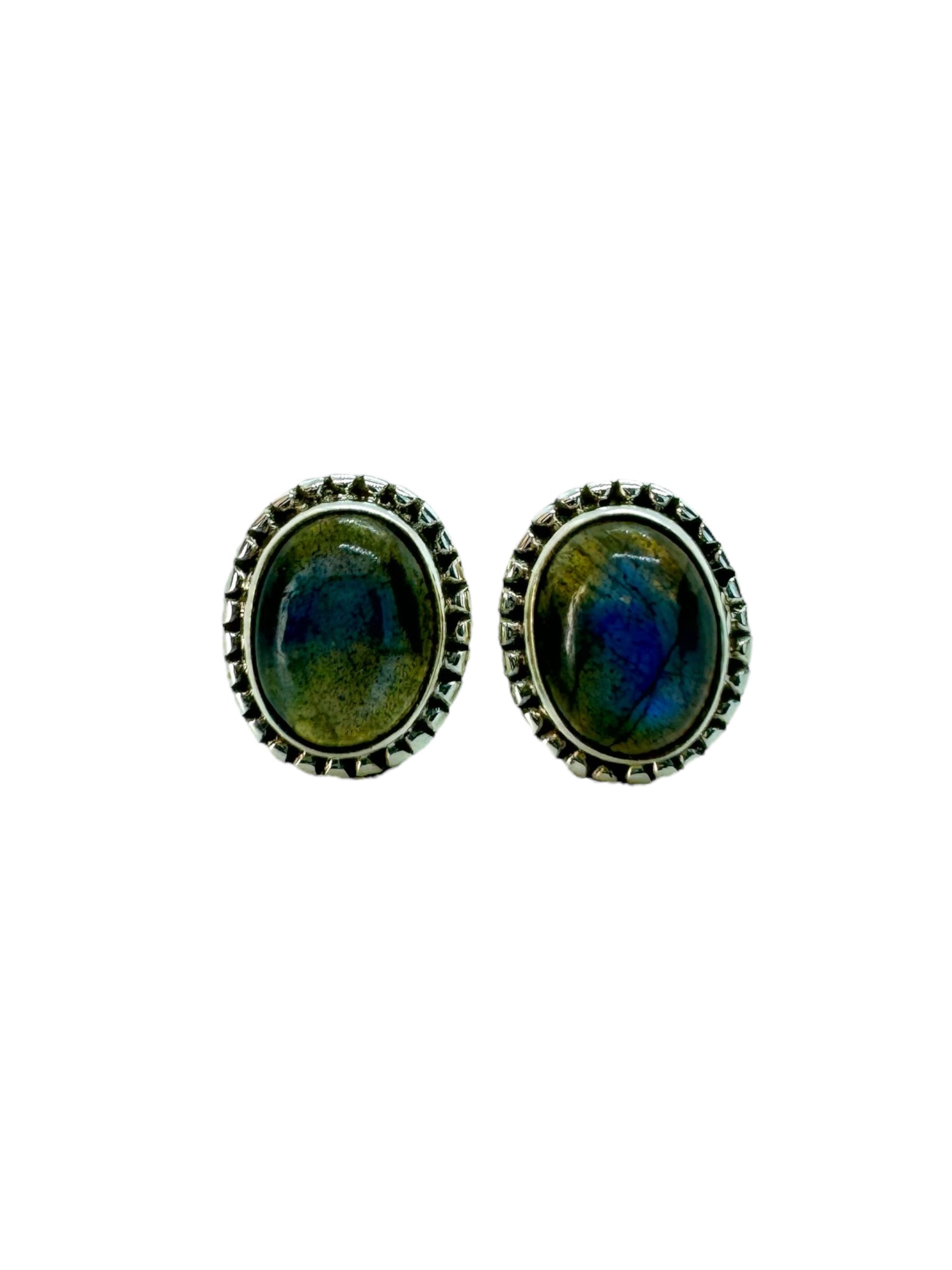Brincos ovais de labradorite e prata
