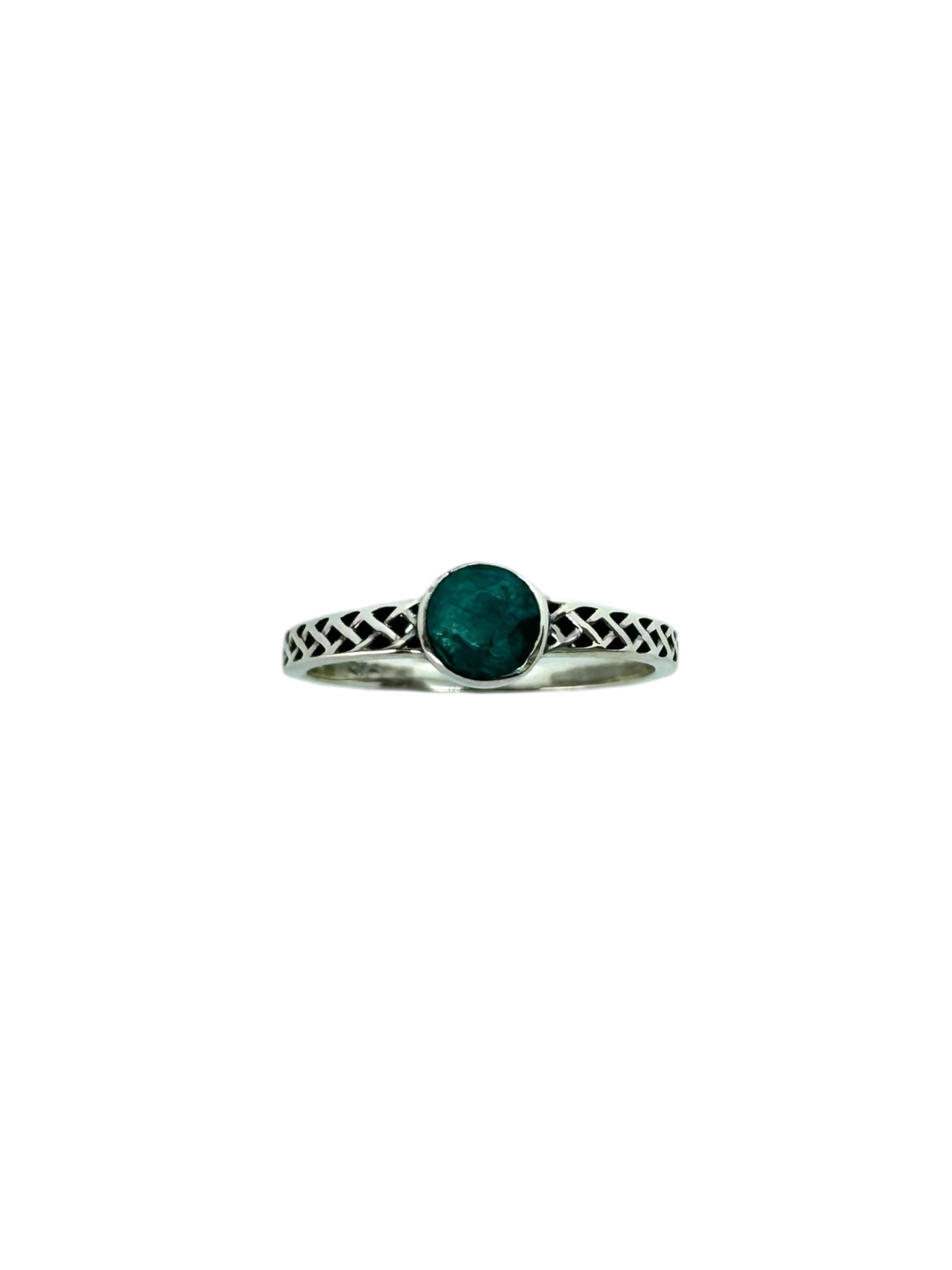 Anel Cabochão Esmeralda em Prata