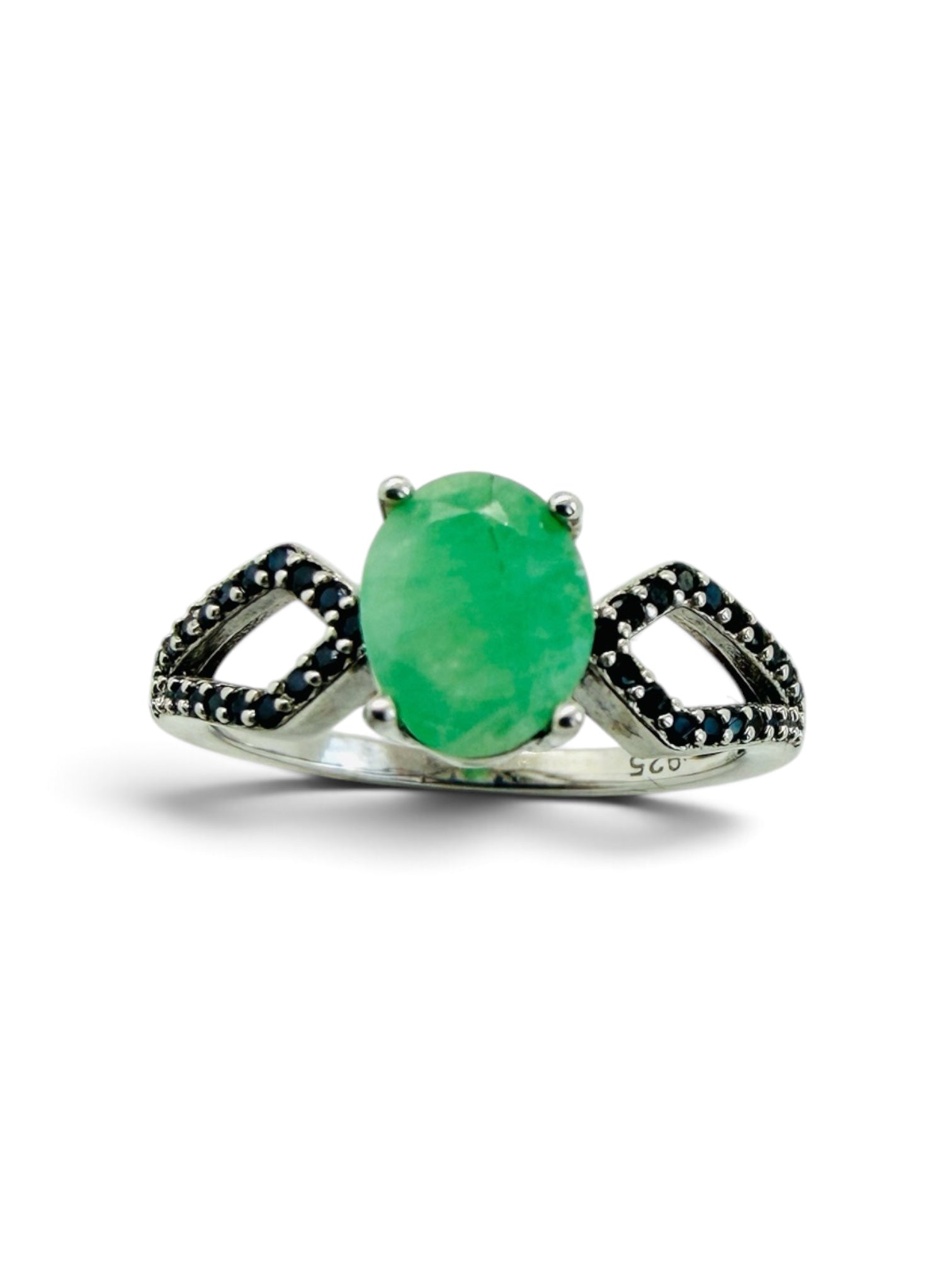 925 Silver Ring with black sapphires & distinctive oval  emerald.