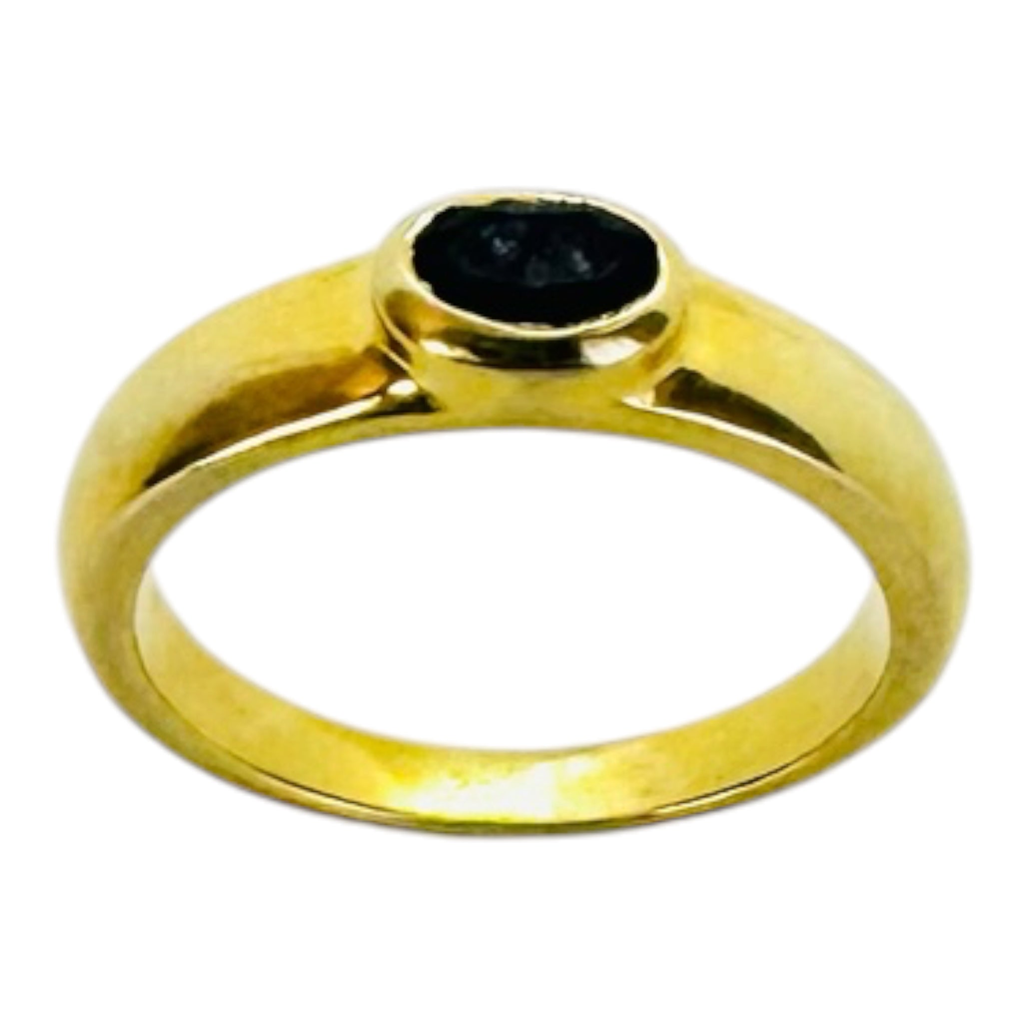 Gold-plated 925 silver ring with an oval black spinel