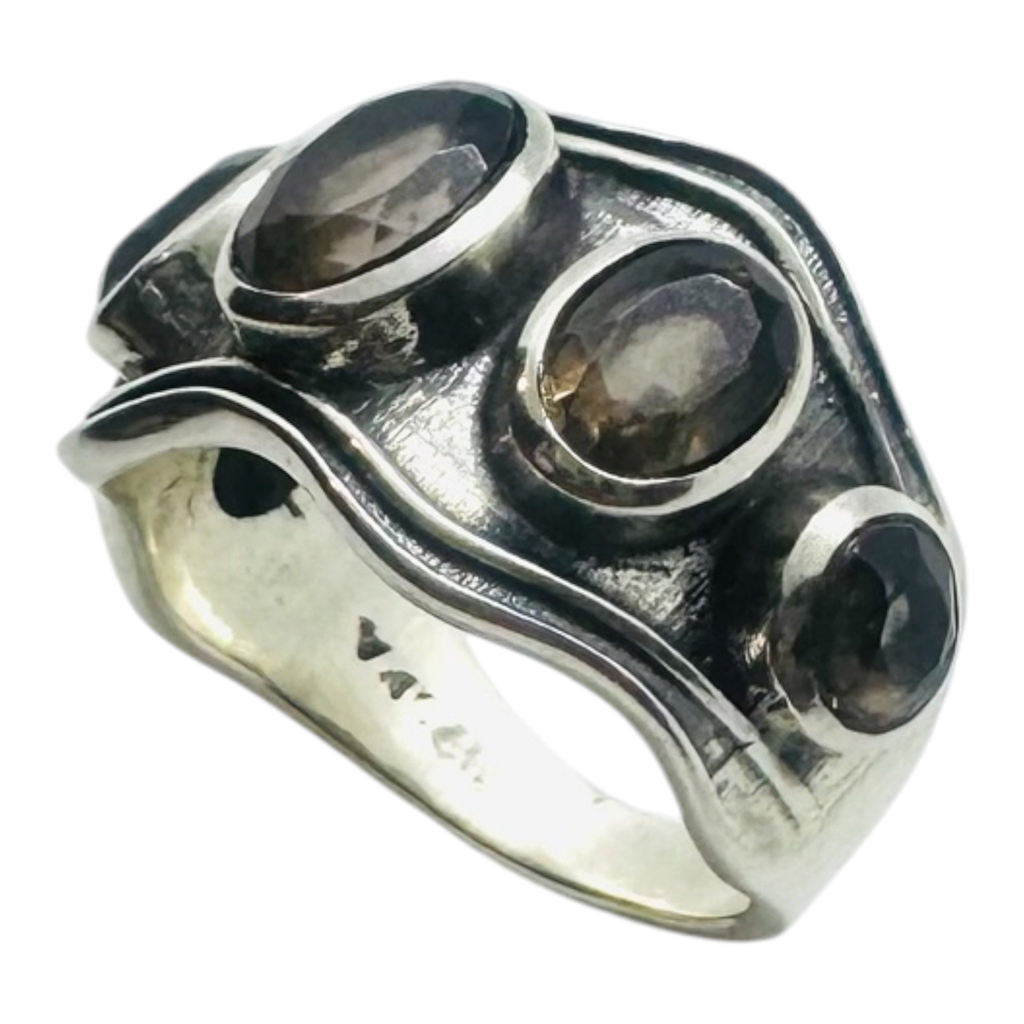 sterling silver ring with oval quartz smock