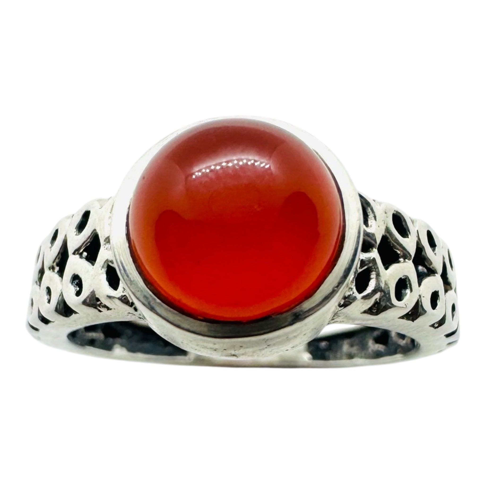 925 sterling silver ring with a round carnelian.